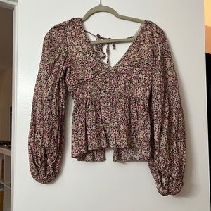 Open back pink floral crop long sleeve olivacious size small top